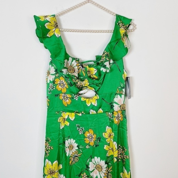 Collective Concepts Floral Tie Dress - Picture 3 of 5